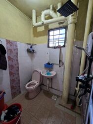Hougang Avenue 8 (Hougang),  #556044881